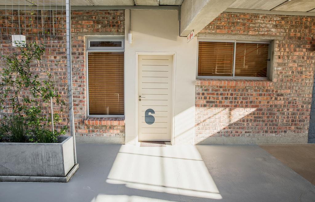 Swift Contemporary Studio Apartment Apartment Cape Town