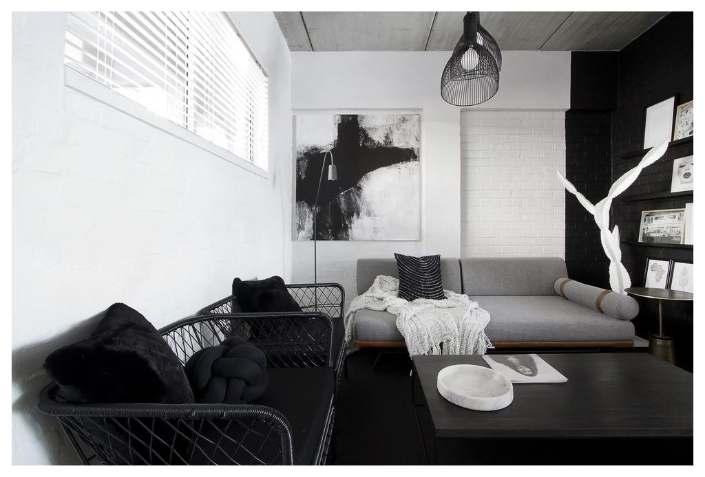 Swift Contemporary Studio Apartment Apartment