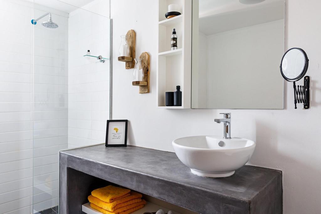 Apartment Swift Contemporary Studio Apartment Cape Town
