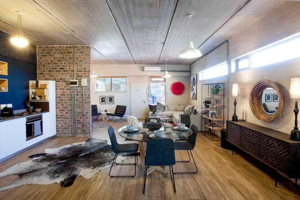 Swift Contemporary Studio Apartment Apartment Cape Town